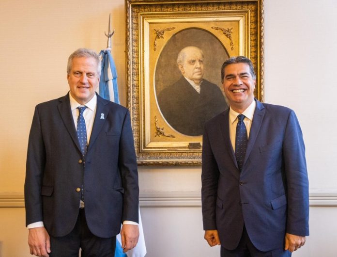 PERCZYK Y CAPITANICH LANZAN ESTE LUNES LA JORNADA ESCOLAR AMPLIADA E INAUGURAN LA REFACCIÓN DEL HISTÓRICO EDIFICIO DE LA EEP N° 2 DE RESISTENCIA