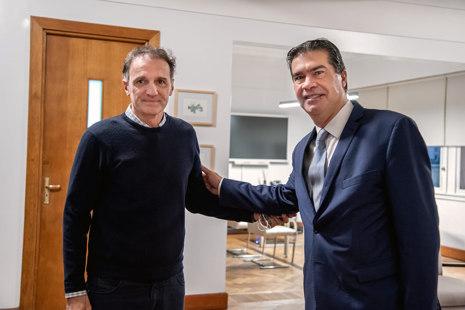 CAPITANICH Y KATOPODIS DEFINIERON LA PRESENTACIÓN DEL PROYECTO EJECUTIVO PARA EL SEGUNDO PUENTE CHACO-CORRIENTES Y MÁS OBRAS DE PAVIMENTACIÓN*