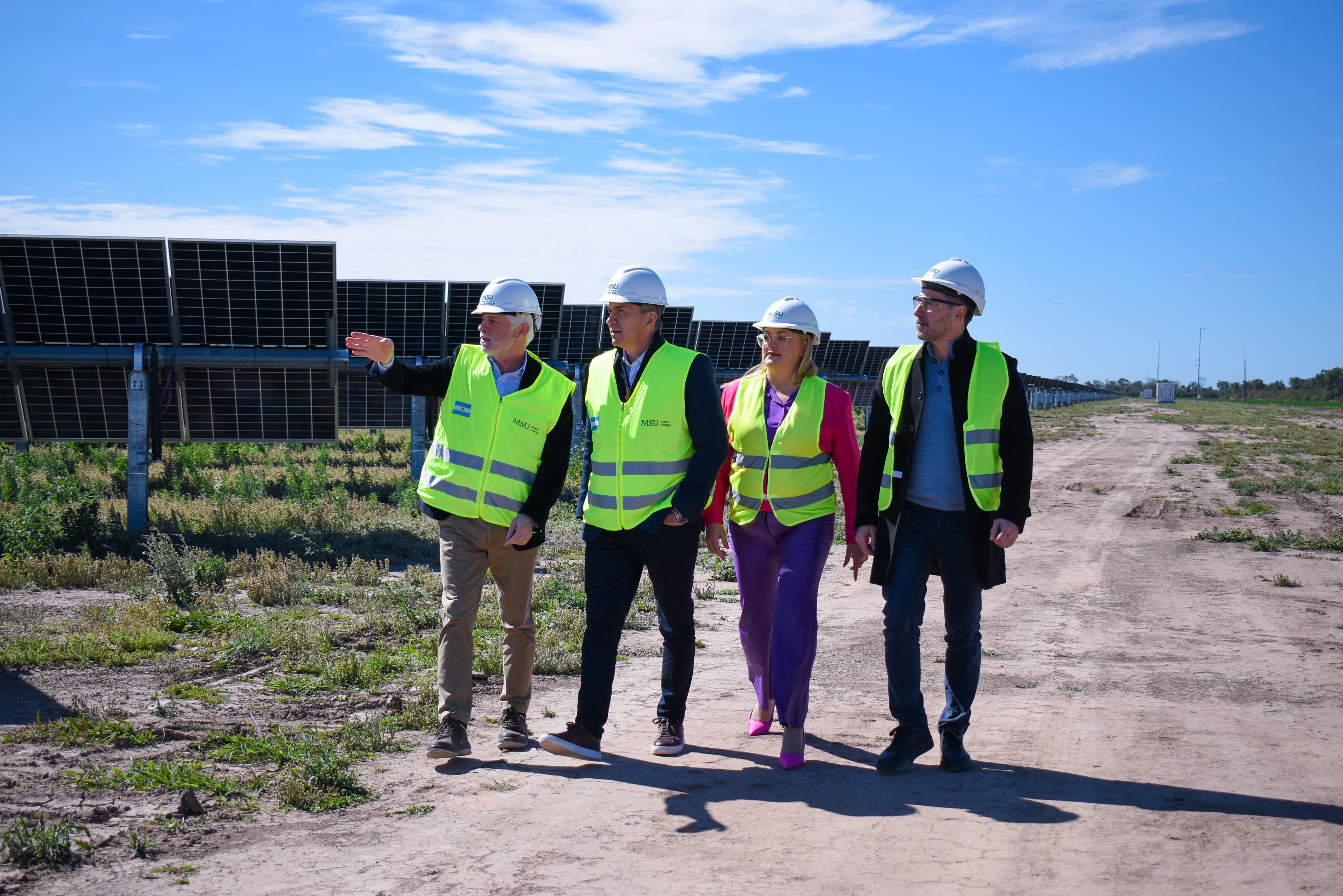 *PAMPA DEL INFIERNO: EL GOBERNADOR ZDERO DESTACÓ LA ARTICULACIÓN PÚBLICO-PRIVADA EN EL MAYOR PARQUE SOLAR DE LA PROVINCIA*