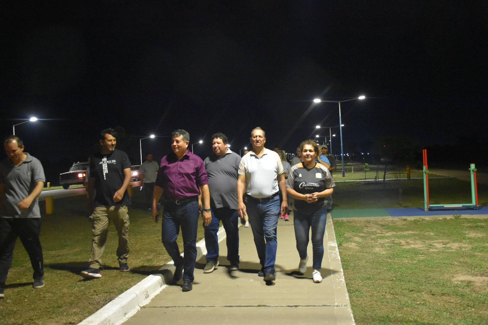 VILLA ÁNGELA INAUGURÓ LA ILUMINACIÓN DEL ACCESO NORTE CON UNA OBRA INTEGRAL QUE TRANSFORMA EL SECTOR