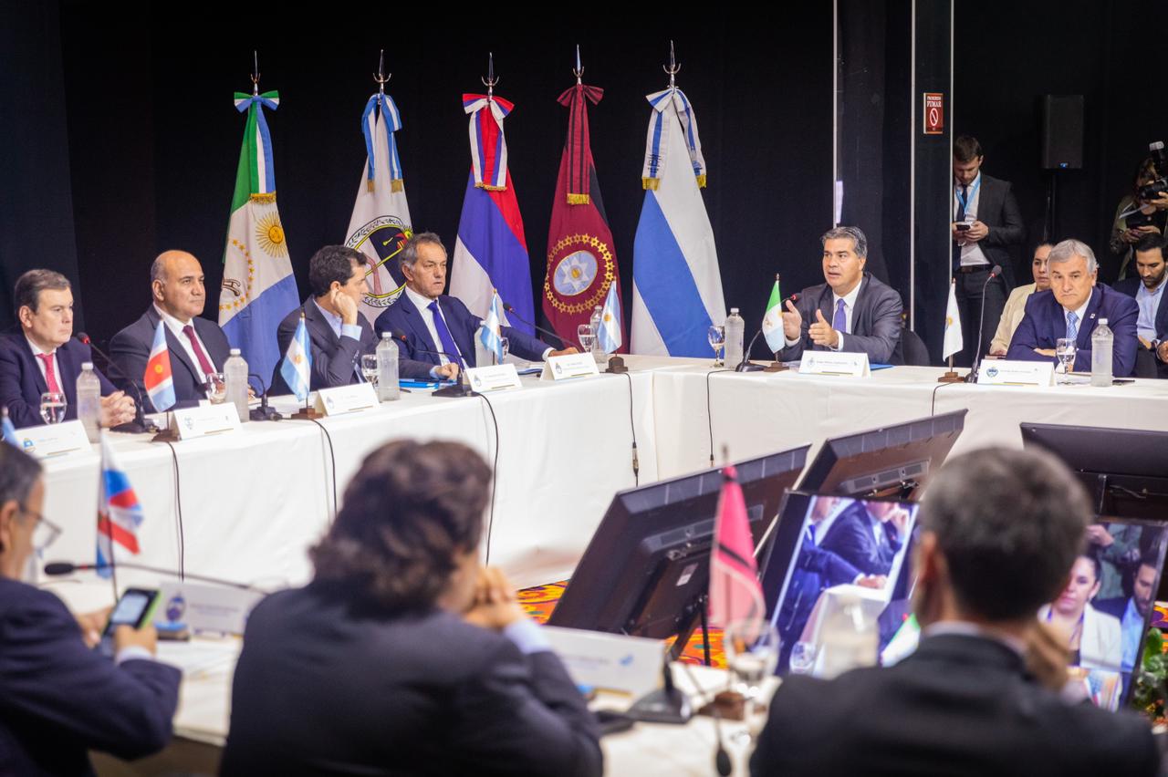 NORTE GRANDE: GOBERNADORES RESPALDARON LA EJECUCIÓN DEL GASODUCTO NÉSTOR KIRCHNER PARA IMPULSAR LA SOBERANÍA ENERGÉTICA