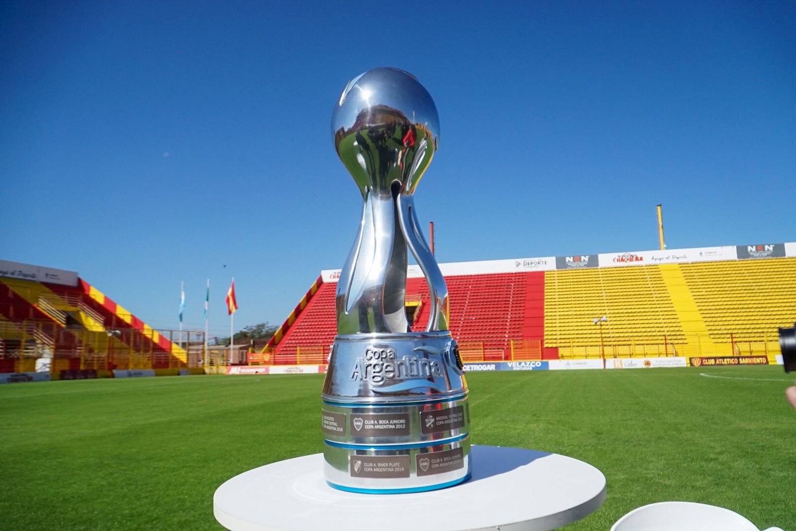 EL GOBERNADOR OFICIALIZÓ EL REGRESO DE LA COPA ARGENTINA AL CHACO