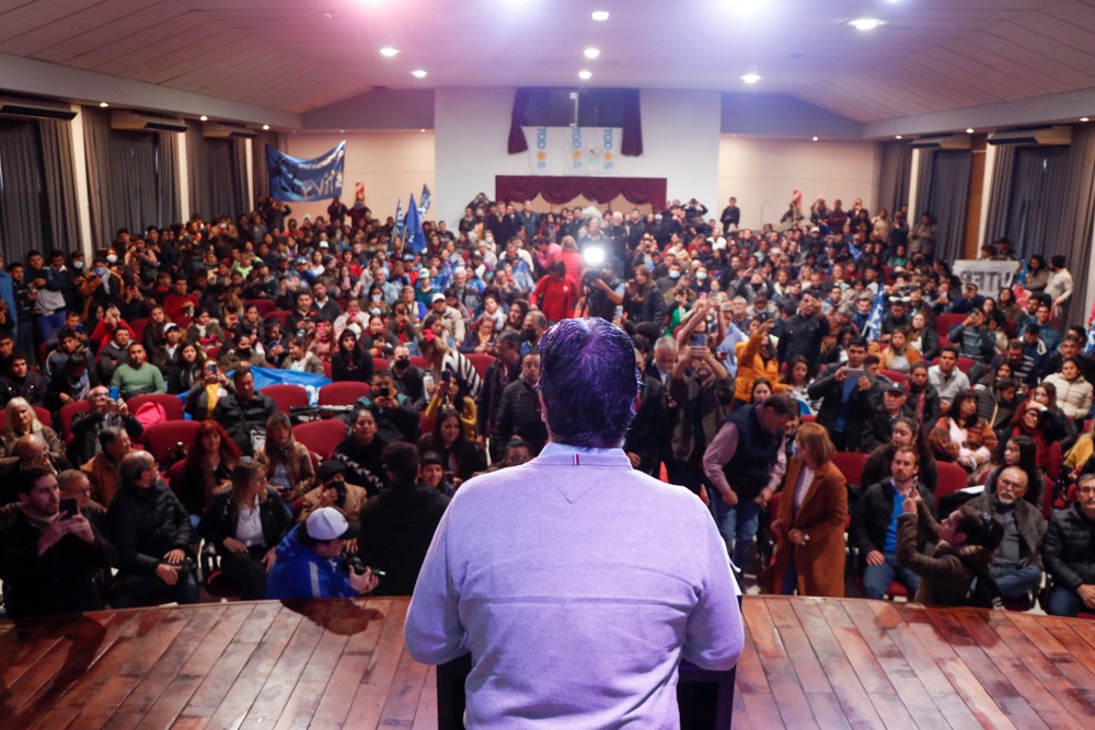 CAPITANICH: “PARA SEGUIR CONSTRUYENDO EL PAÍS QUE NOS MERECEMOS NECESITAMOS UN PUEBLO UNIDO, CON CONCIENCIA NACIONAL, POPULAR Y DEMOCRÁTICA*