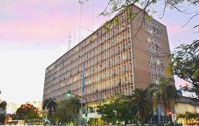 *CHACO PAGÓ CUOTA DE DEUDA HEREDADA MILLONARIA EN DÓLARES Y COMPROMETE LAS ARCAS PROVINCIALES*