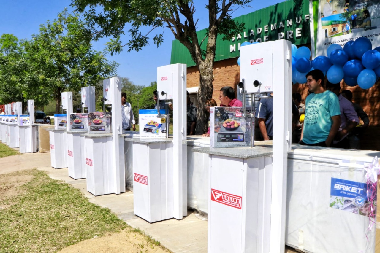 *ANIVERSARIO DE PUERTO BERMEJO: CAPITANICH INAUGURÓ EL SUM MUNICIPAL Y ANUNCIÓ IMPORTANTES OBRAS PARA LA COMUNIDAD*