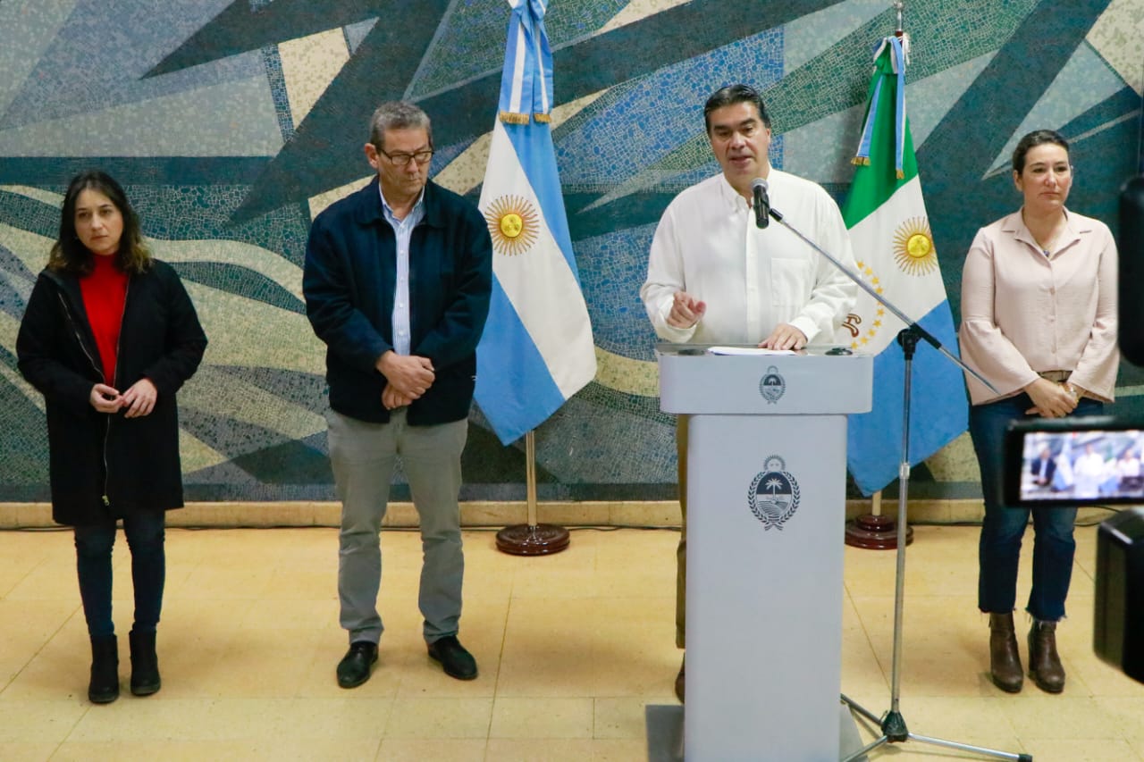 *EL GOBIERNO PROVINCIAL FORTALECE POLÍTICAS PARA REDUCIR LA INFORMALIDAD LABORAL Y COMBATIR LA DESERCIÓN ESCOLAR*