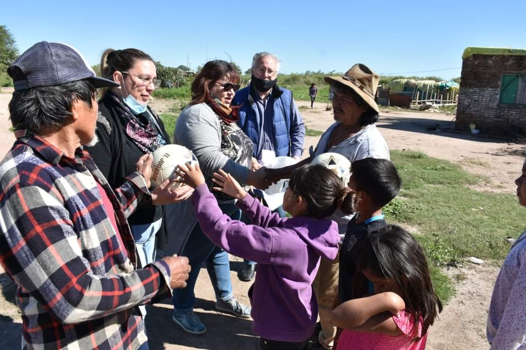 VILLA ANGELA:  FUNCIONARIOS MUNICIPALES VISITARON PUEBLOS ORIGINARIOS 