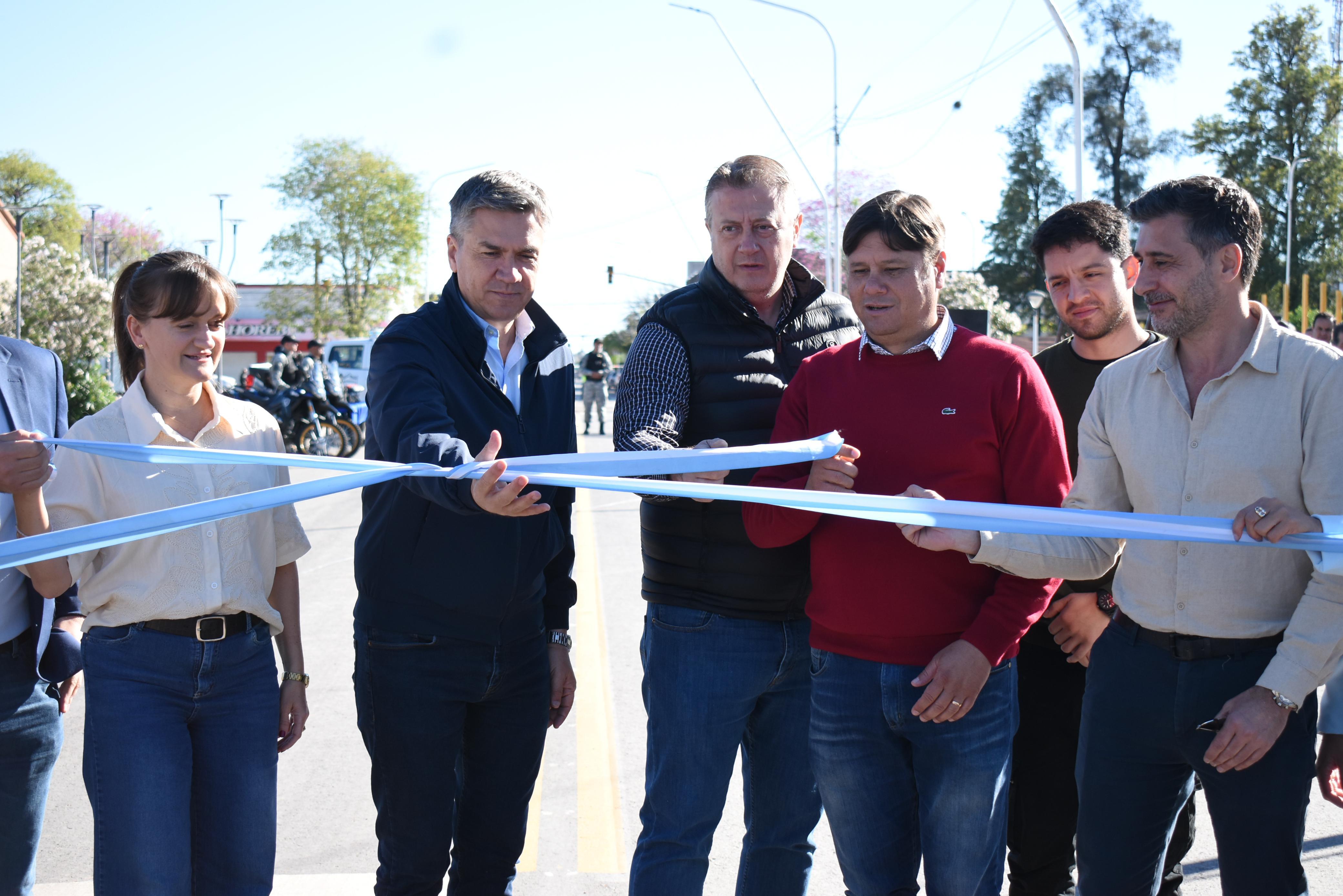 *QUITILIPI: REPAVIMENTACIÓN HISTÓRICA Y NUEVOS EQUIPAMIENTOS PARA LA POLICÍA*