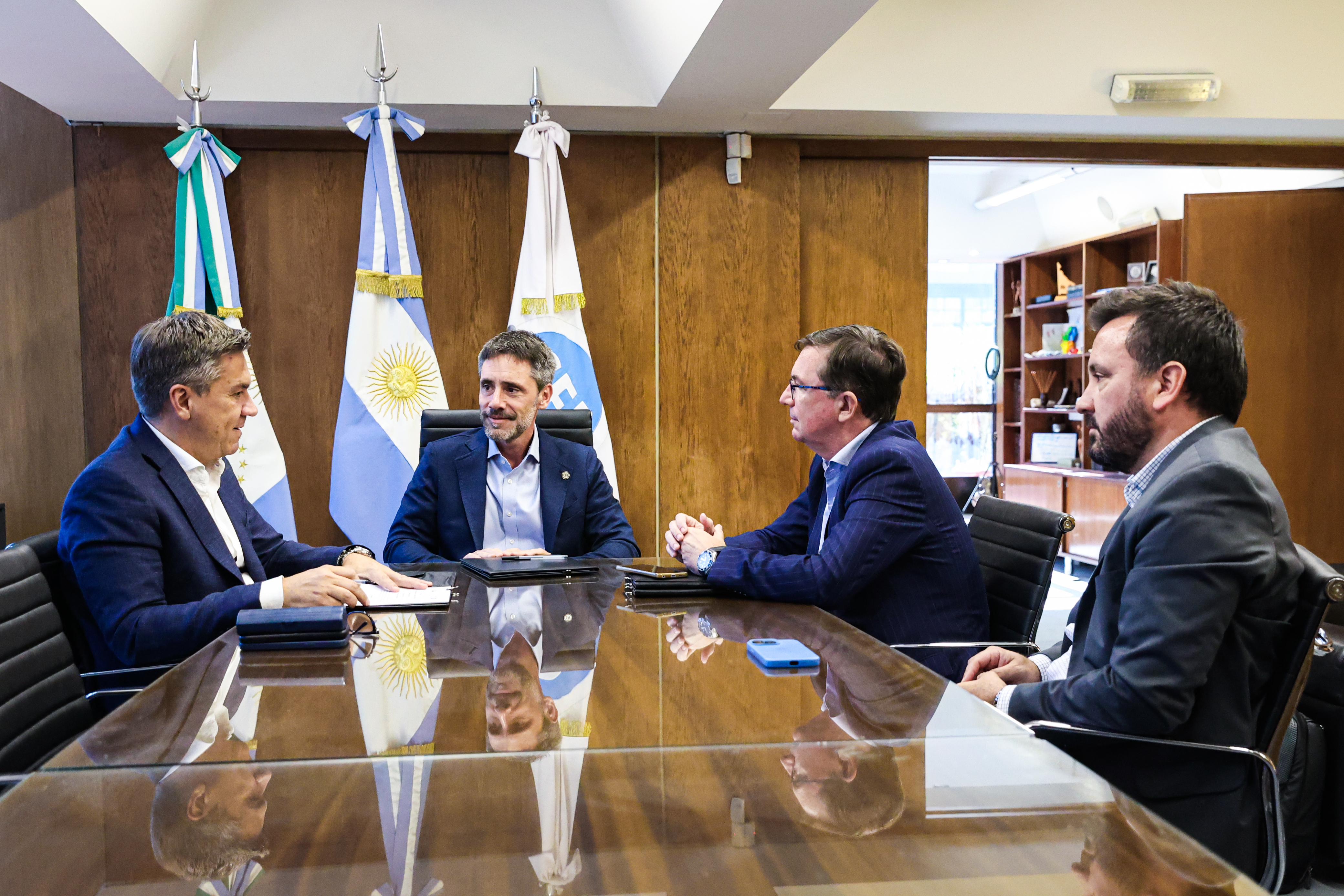 BS. AS: EL GOBERNADOR ZDERO FIRMÓ IMPORTANTES CONVENIOS CON EL CFI QUE IMPULSARÁN EL DESARROLLO FINANCIERO DE MUJERES Y EL ACCESO AL AGUA PARA LAS COMUNIDADES RURALES