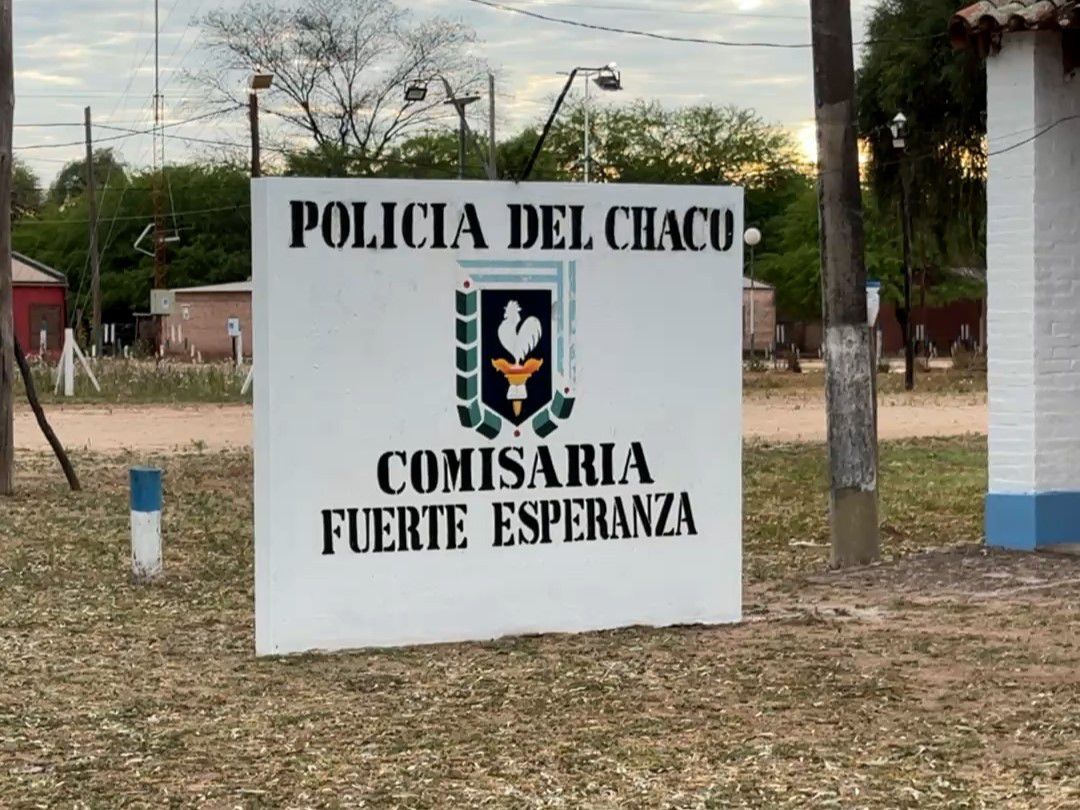 *FUERTE ESPERANZA: EL GOBERNADOR ENTREGÓ NUEVOS PATRULLEROS Y UNA LANCHA PARA REFORZAR LA SEGURIDAD EN EL IMPENETRABLE*