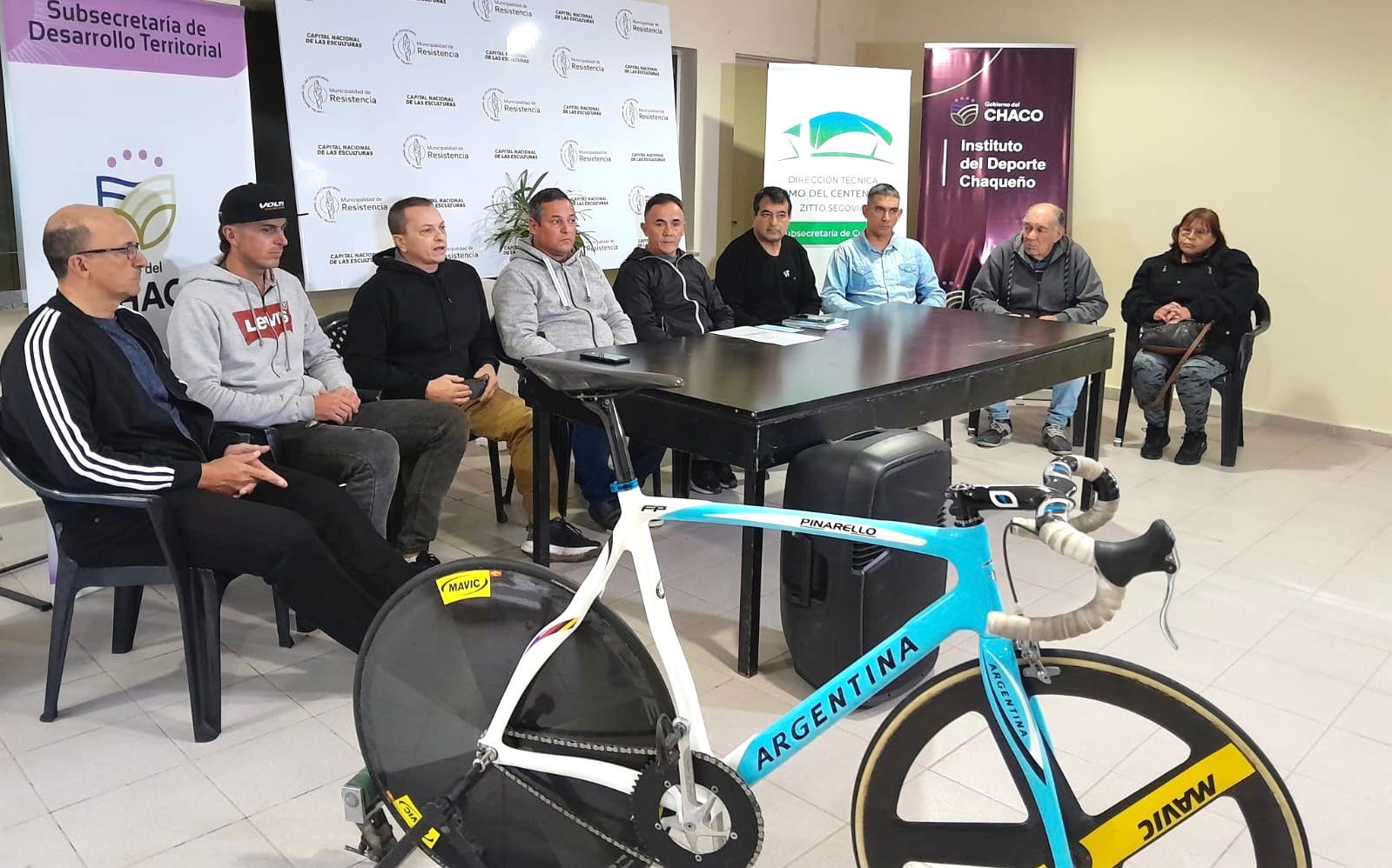 VUELVE EL CICLISMO AL VELÓDROMO DE RESISTENCIA