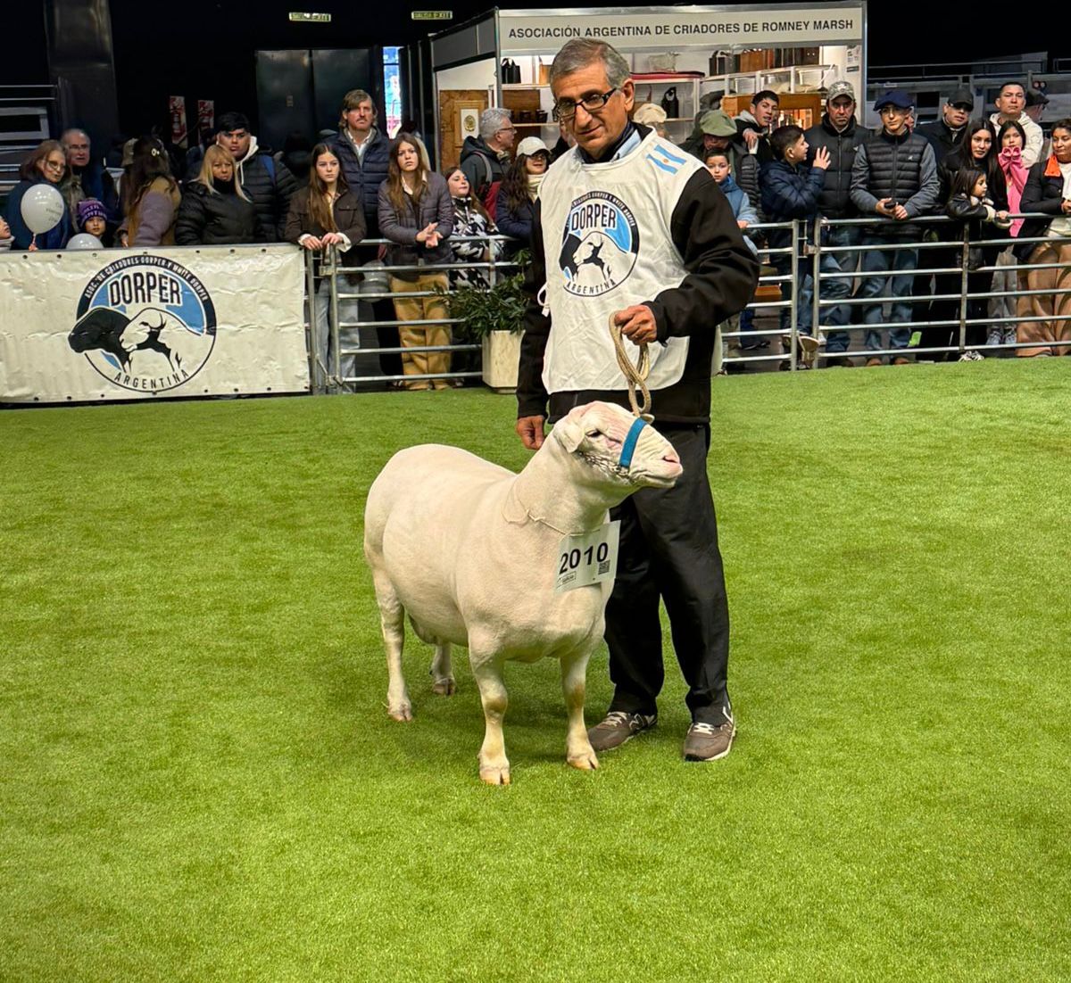 CHACO CELEBRA UN NUEVO TRIUNFO GANADERO EN LA EXPO RURAL 2025