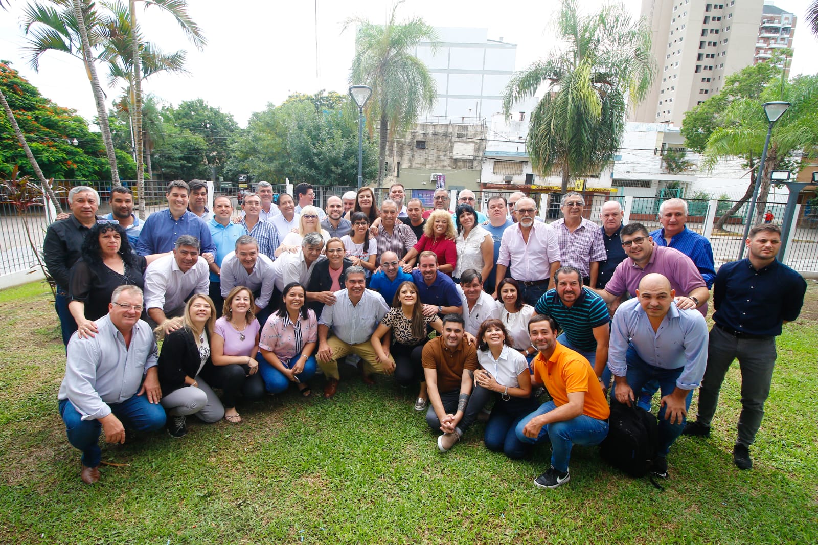 JUNTO A INTENDENTES DEL OFICIALISMO, CAPITANICH TRAZÓ UNA AGENDA DE OBRAS Y TRABAJOS EN MUNICIPIOS