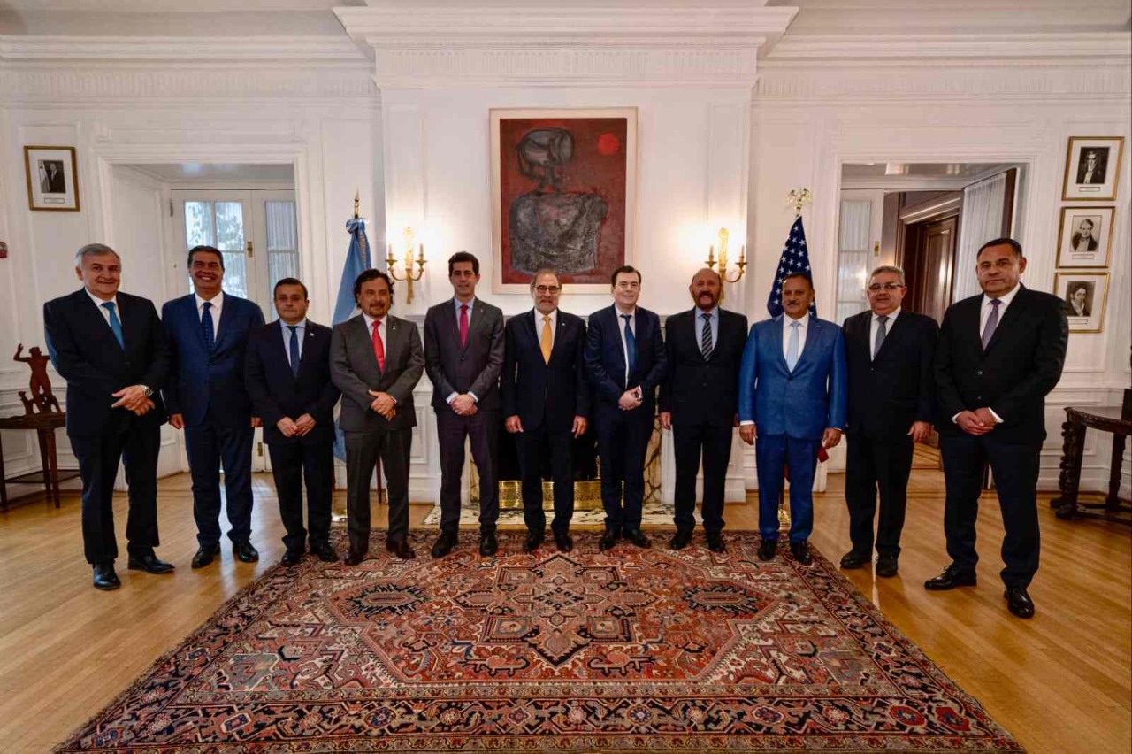 *EN BUSCA DE INVERSIONES Y NUEVOS MERCADOS, CAPITANICH Y GOBERNADORES DEL NORTE GRANDE INICIARON LA MISIÓN COMERCIAL EN ESTADOS UNIDOS*