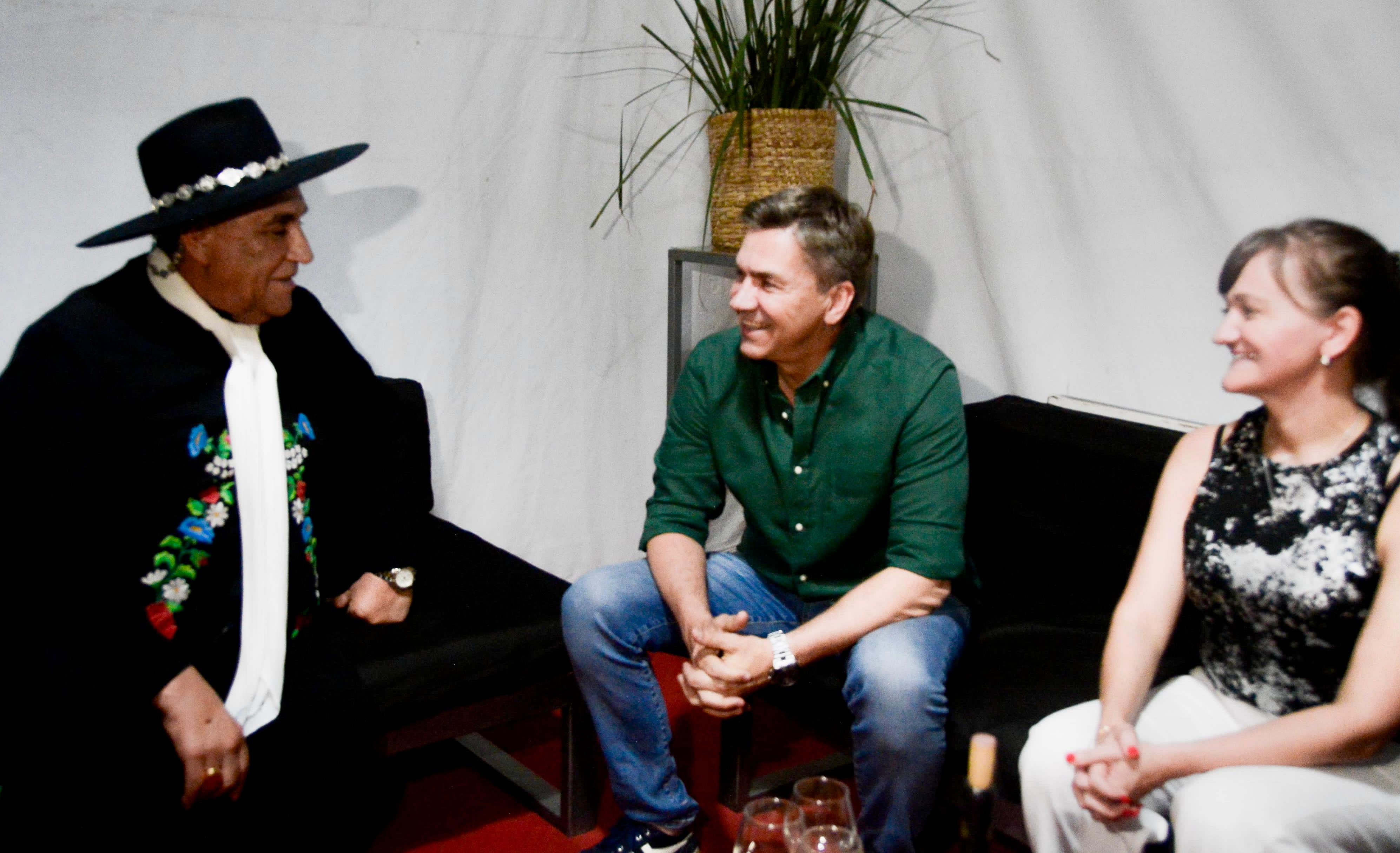 *MASIVA CONCURRENCIA EN LA ÚLTIMA NOCHE DE “CHACO VIBRA”: MÁS DE 500 ARTISTAS Y UN CIERRE A PURA EMOCIÓN CON EL CHAQUEÑO PALAVECINO*