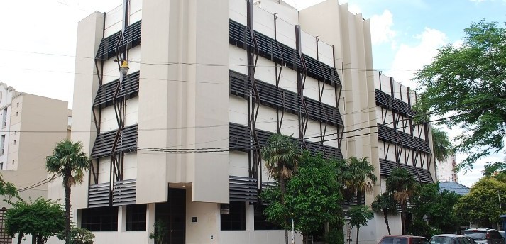 El Superior Tribunal De Justicia saluda a Abogadas y Abogados en su Dia